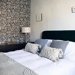35 Grosvenor Terrace - 3 Bed Sleeps 6, 5 Min Walk From York City Centre