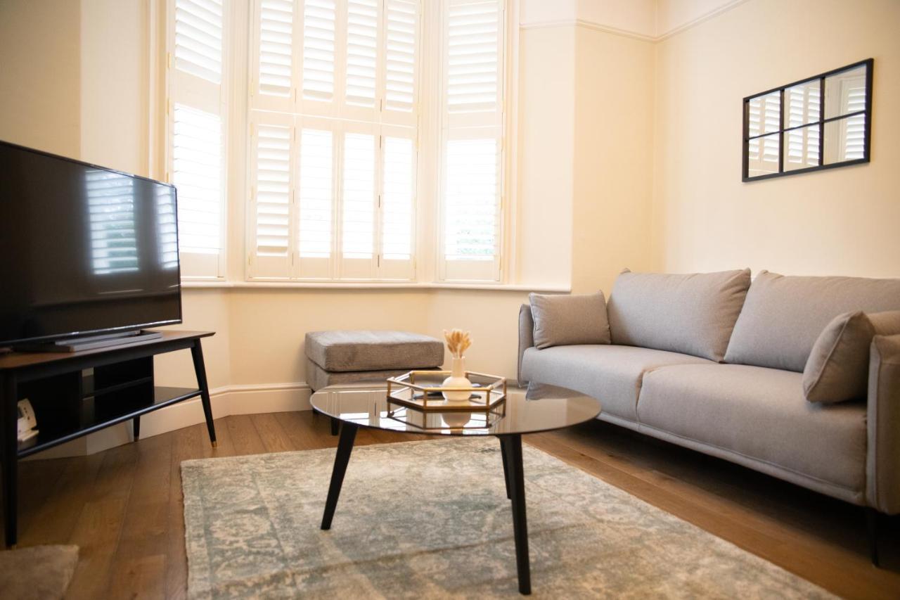 Rumah liburan 35 Grosvenor Terrace - 3 Bed Sleeps 6, 5 Min Walk From Centre *